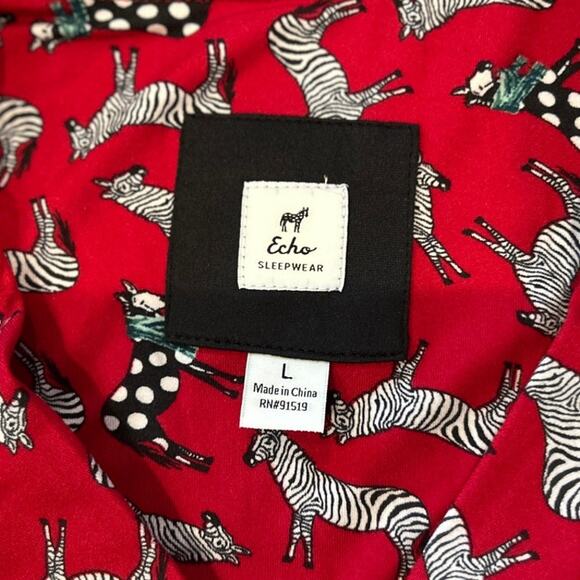 1 ECHO NWT Festive Zebra Notch Pajamas Long Sleeve Button Top Pants Set PJs L - Picture 4 of 10